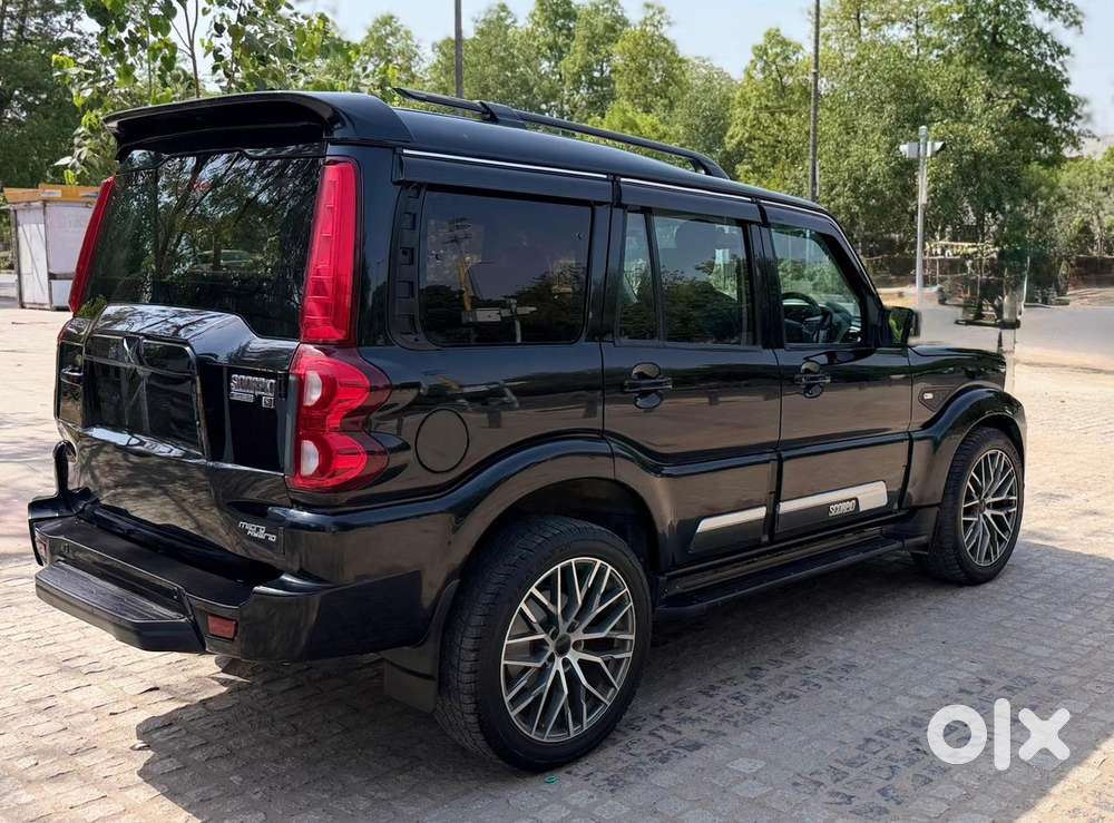 Mahindra Scorpio Classic 2.2 S Mt 7 Str, 2023, Diesel