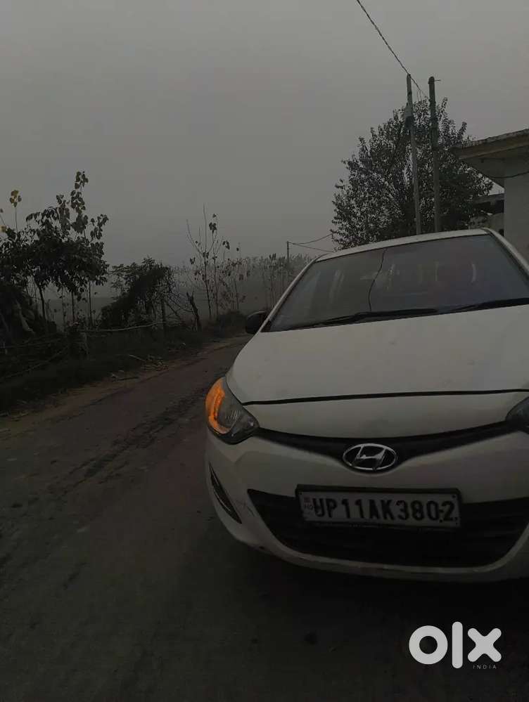 2nd Owner Hyundai I20 2012 Petrol Car
