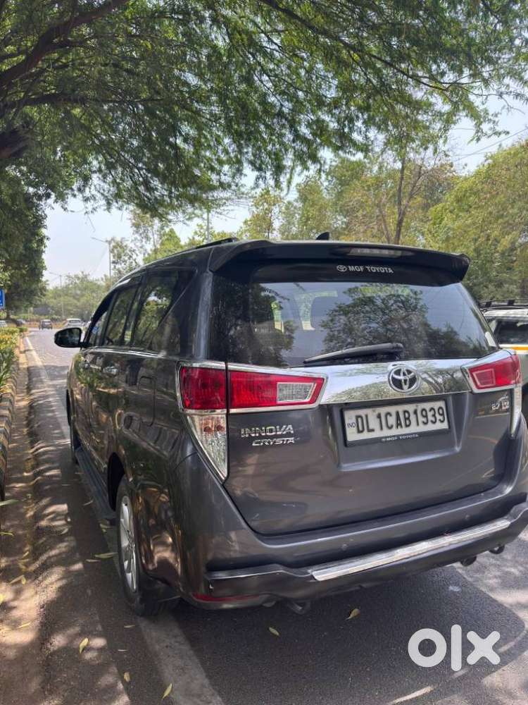 Toyota Innova Crysta 2.4 V 7 Str, 2019, Petrol