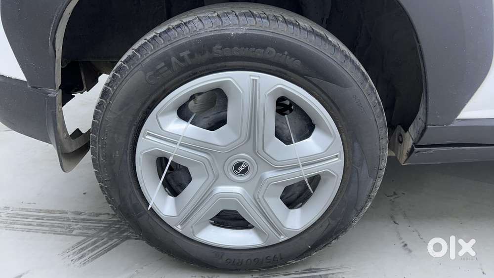 Nissan Magnite 1.0 Xl, 2023, Petrol