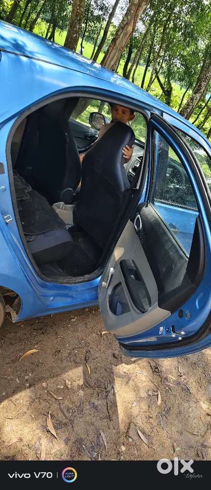 Tata Tiago Revotron 2016