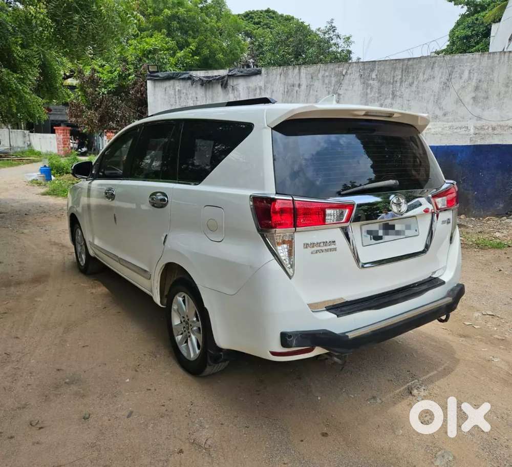 Toyota Innova Crysta 2019 Diesel 200000 Km Driven