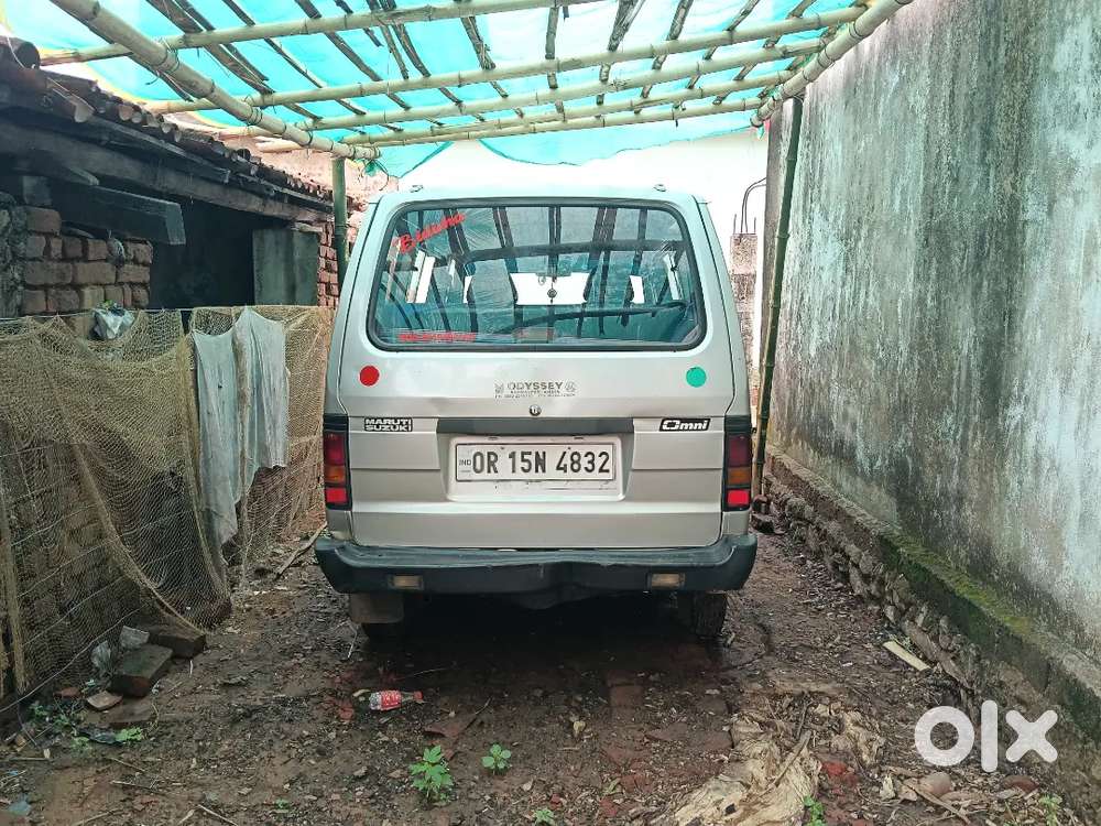 Maruti Suzuki Omni 2010