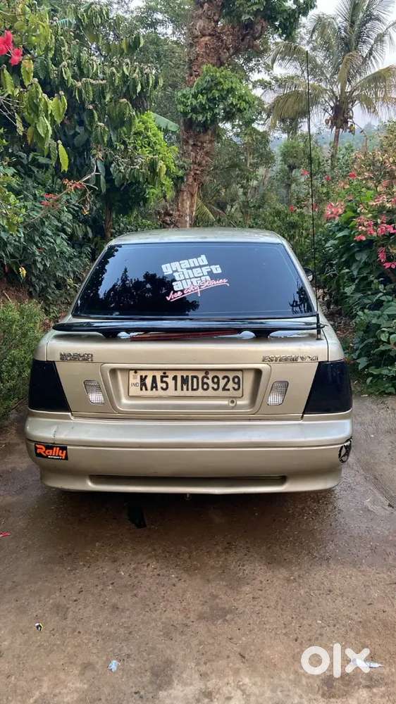 Maruti Suzuki Esteem 2005