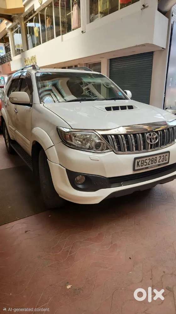 Toyota Fortuner 2012 Diesel 150000 Km Driven. Mind Condition