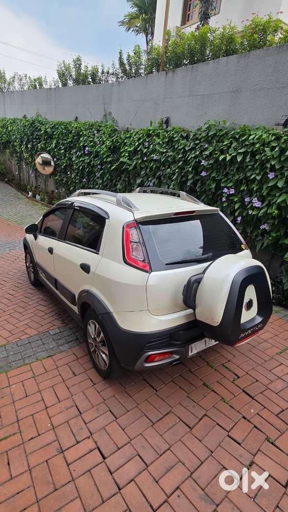 Fiat Avventura Diesel 80000 Km Driven