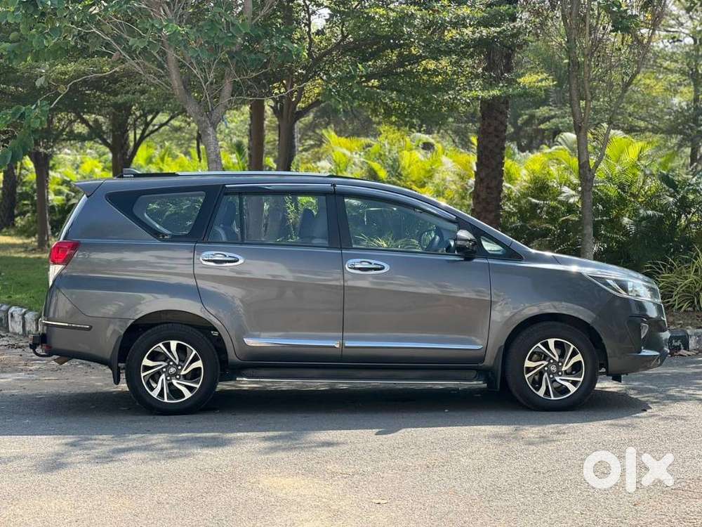 Toyota Innova Crysta [2020-ongoing] 2.4 Gx At 7 Str, 2021, Diesel