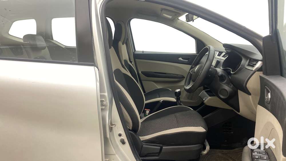 Renault Triber Rxz, 2019, Petrol