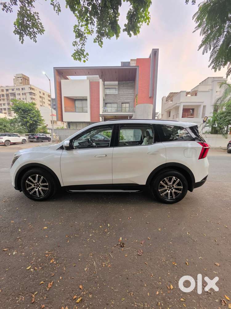 Mahindra Xuv700 2.2 Ax 7 Diesel At Luxury Pack Str, 2023, Petrol