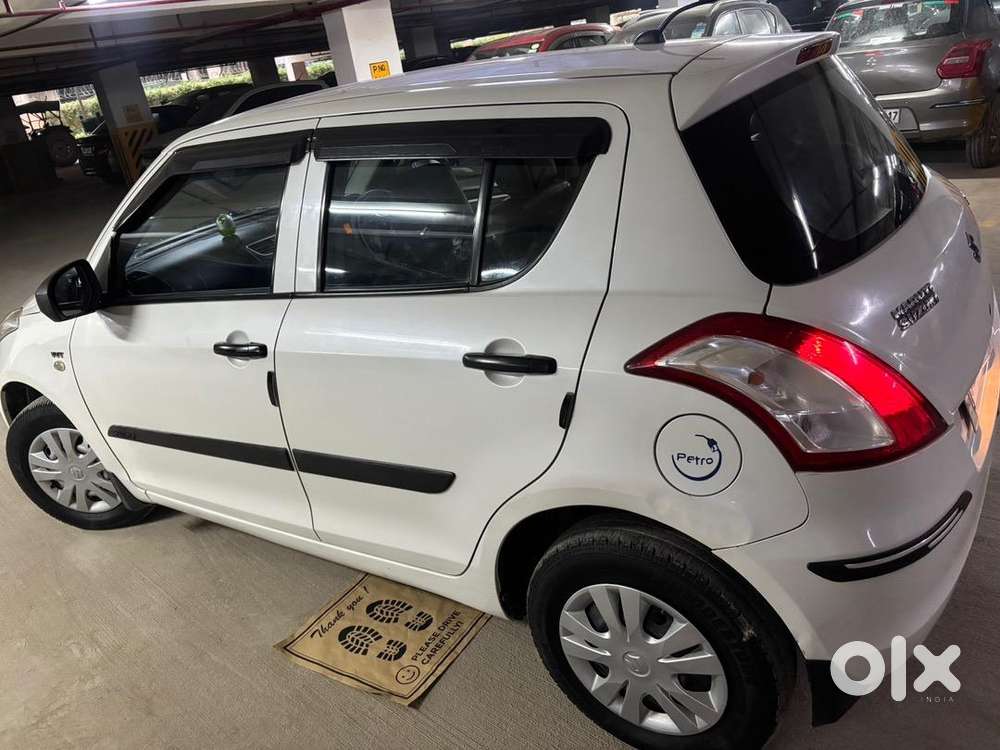 Maruti Suzuki Swift 2017 Dec Petrol All Original Condition