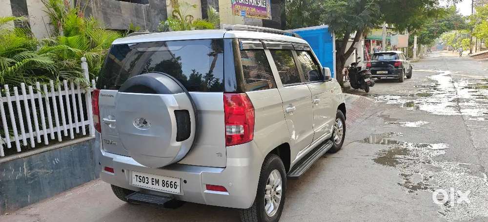 Mahindra Tuv 300 T8