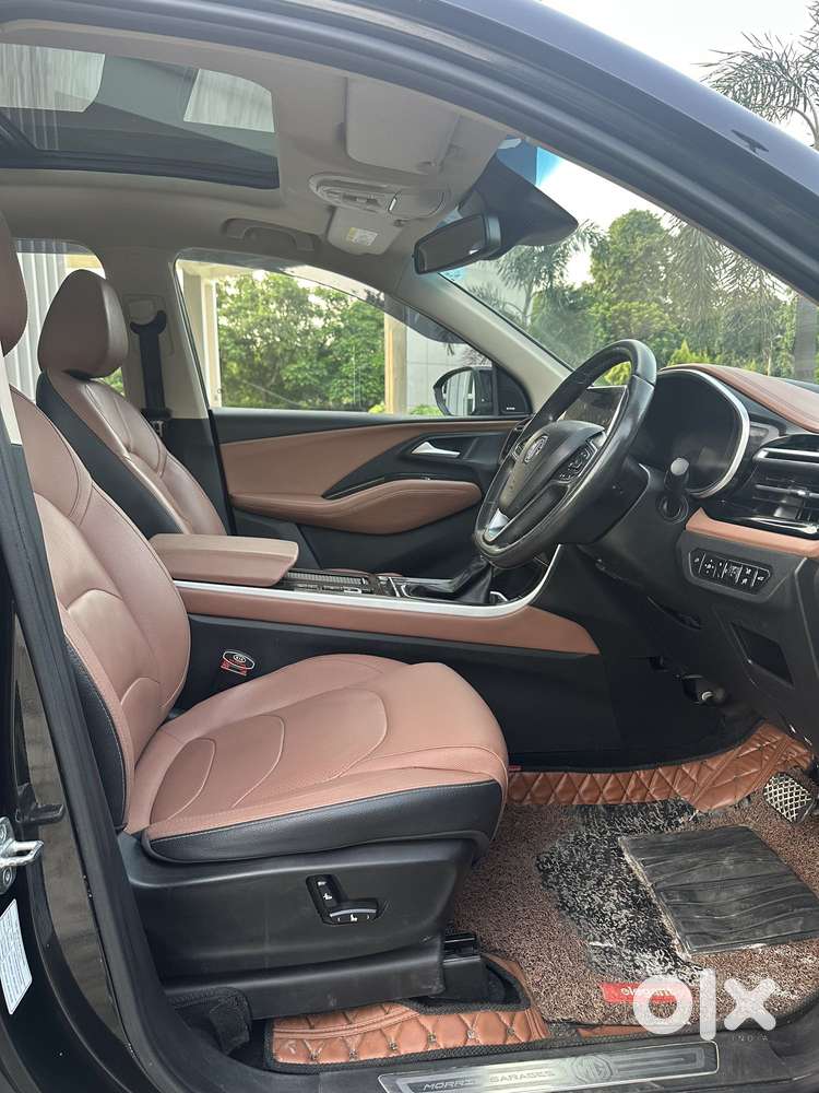Mg Hector Plus Savvy Pro 1.5 Turbo Petrol Cvt 7 Str, 2023, Petrol