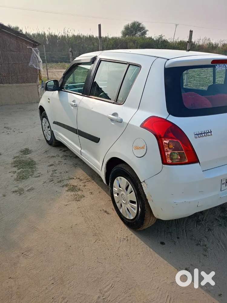 Maruti Suzuki Swift Lxi 2011