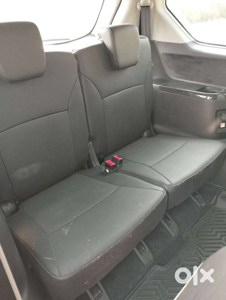 Maruti Suzuki Xl6 1.5 Alpha At, 2024, Petrol