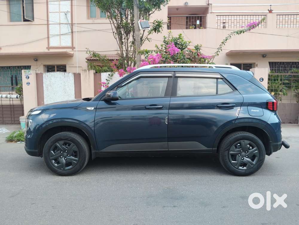 Hyundai Venue S Mt 1.2 Kappa, 2023, Petrol