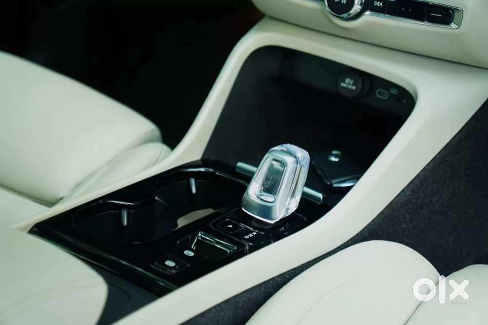 Volvo Xc40 B4 Ultimate, 2022, Petrol