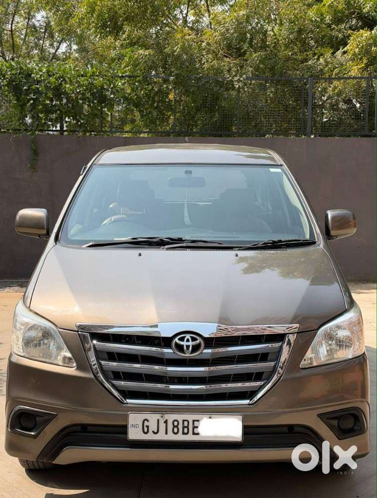Toyota Innova 2.5 G (diesel) 8 Seater, 2015, Diesel