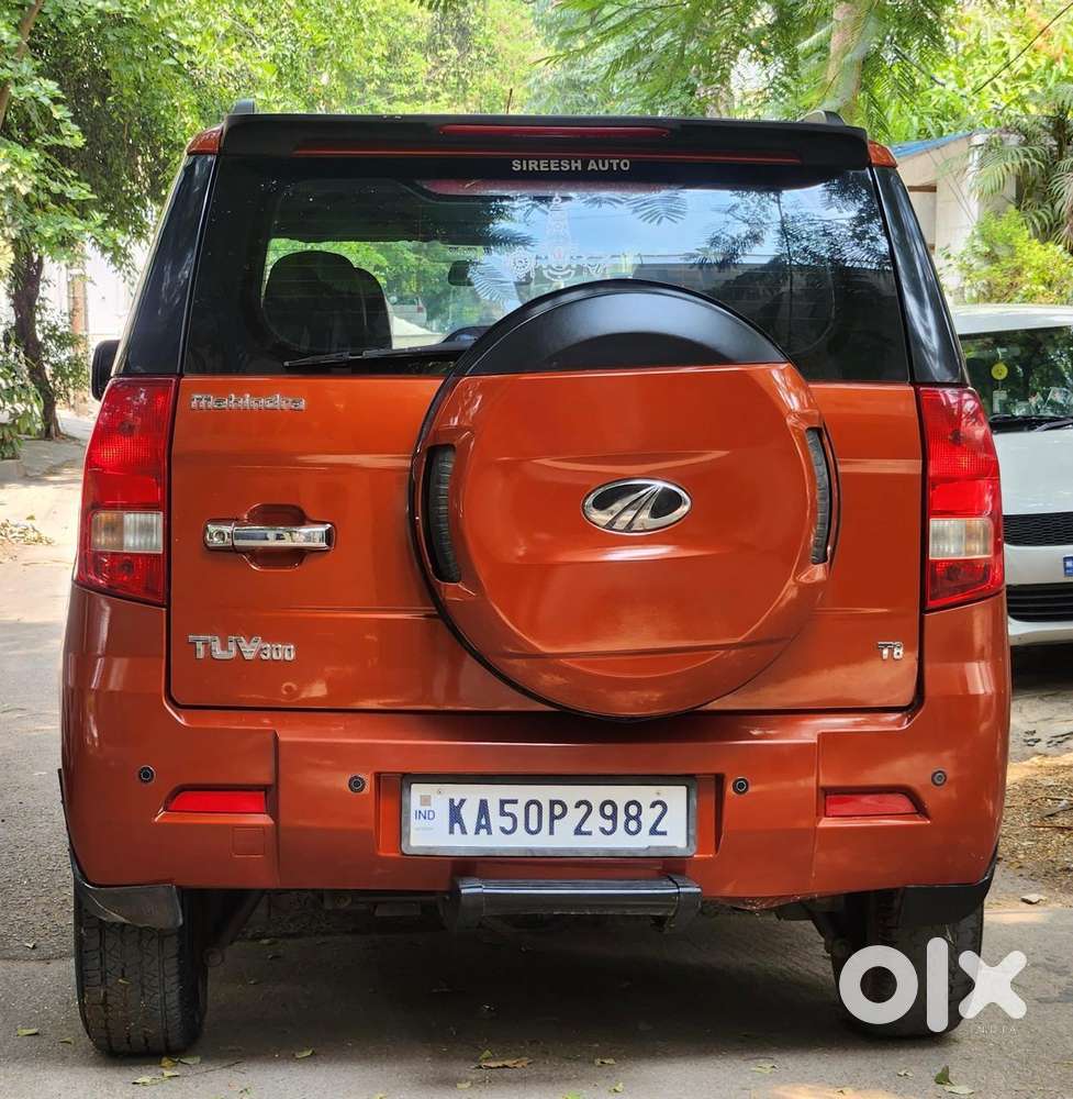 Mahindra Tuv 300