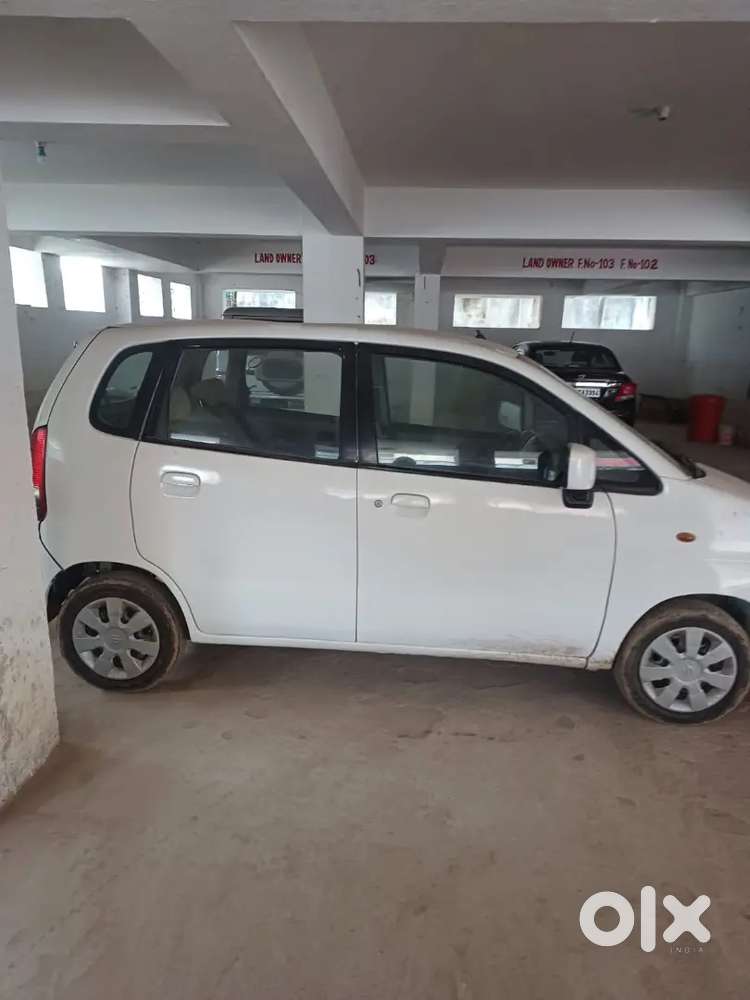 Maruti Suzuki Estilo Vxi 2011 Petrol 34000 Km Driven