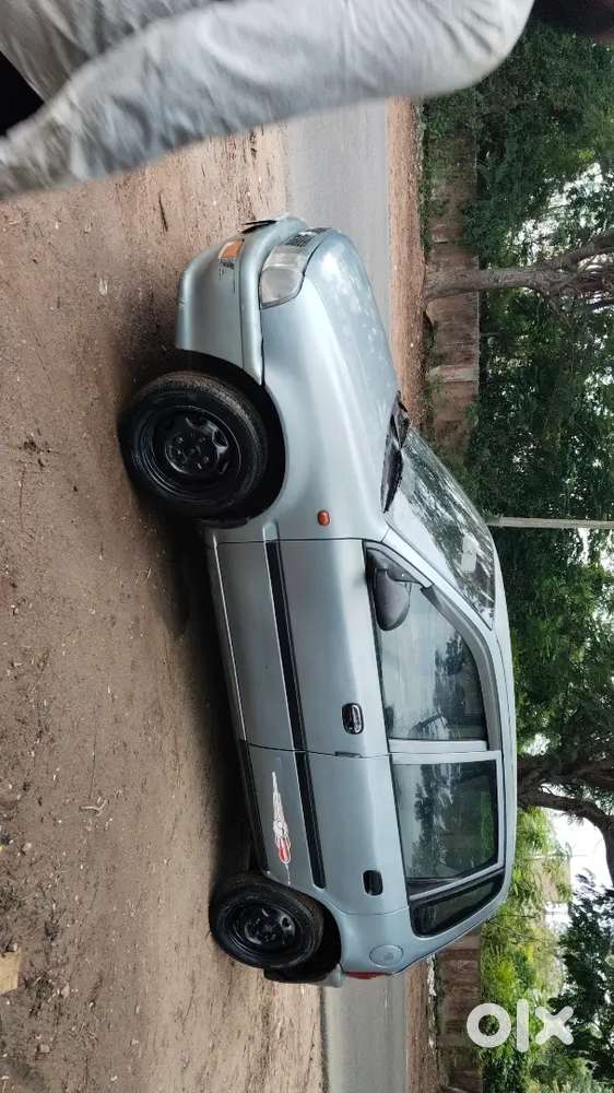 Maruti Suzuki Zen Estilo Petrol Automatic 2002