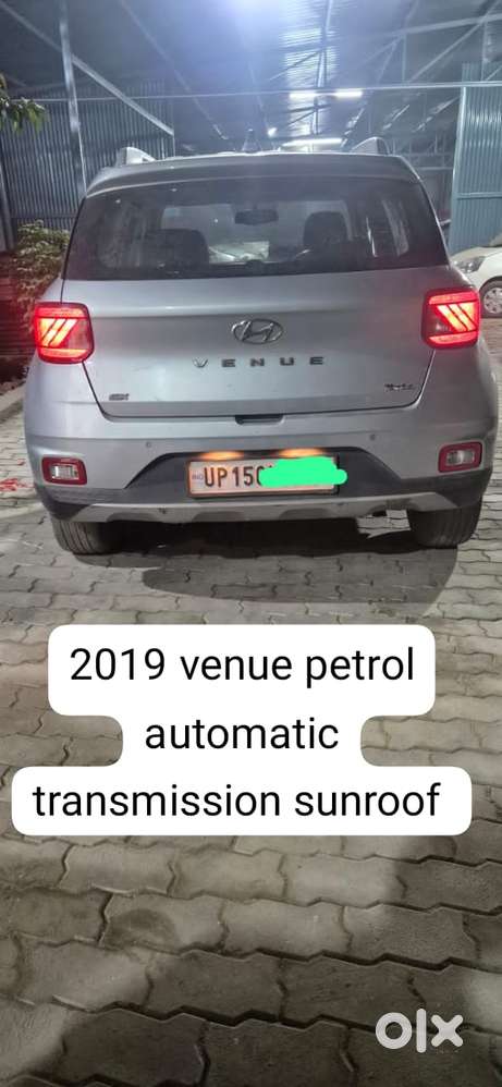 Hyundai Venue Sx(o) 1.0 Turbo Dct Knight Edition Dual Tone, 2019, Pe..