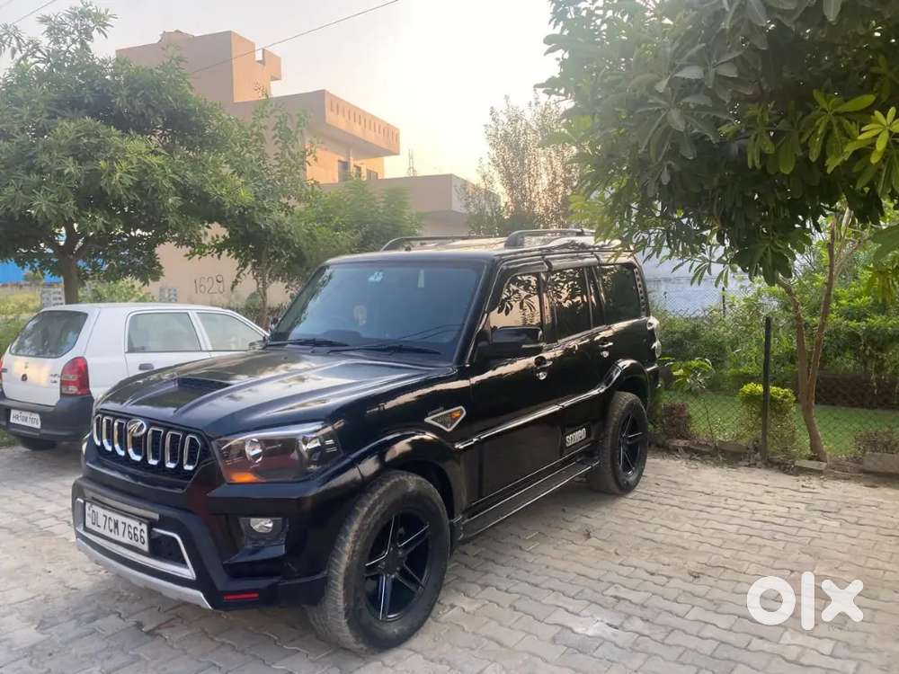 Mahindra Scorpio 2017 Diesel Well Maintained