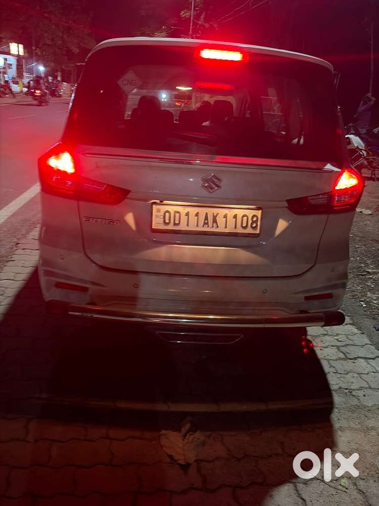 Maruti Suzuki Ertiga Zxi 2025
