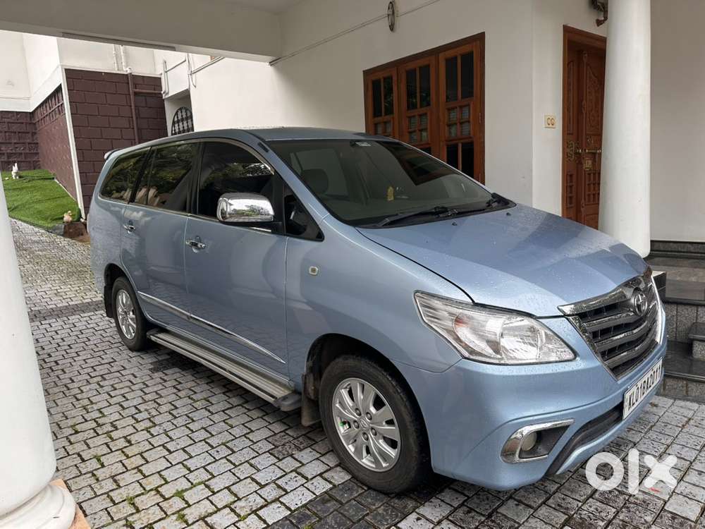 Toyota Innova Diesel 2011