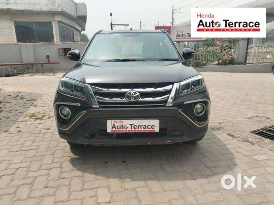 Toyota Urban Cruiser 1.5 Premium Grade Dual Tone Mt, 2021, Petrol