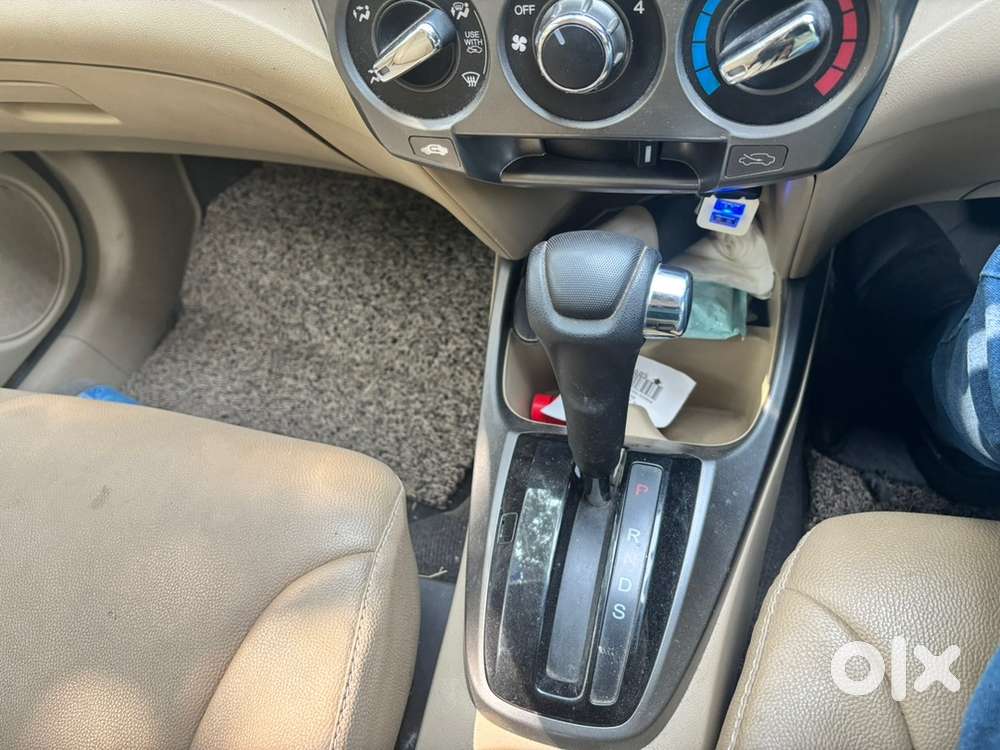Honda City 2012 V At