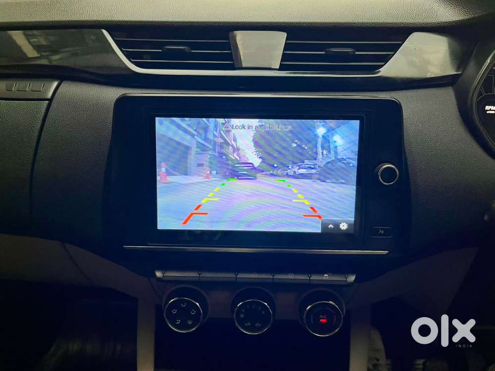 Renault Triber Rxt, 2023, Petrol
