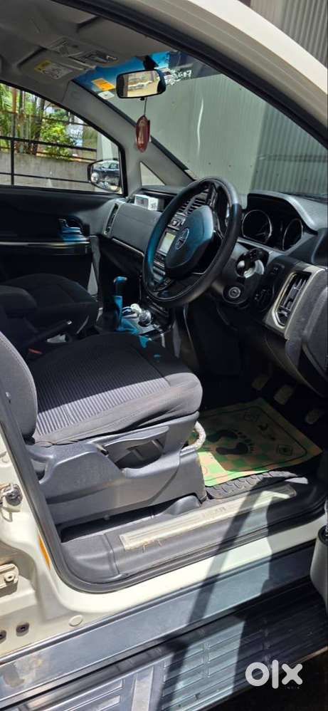 2017 Tata Hexa Xm