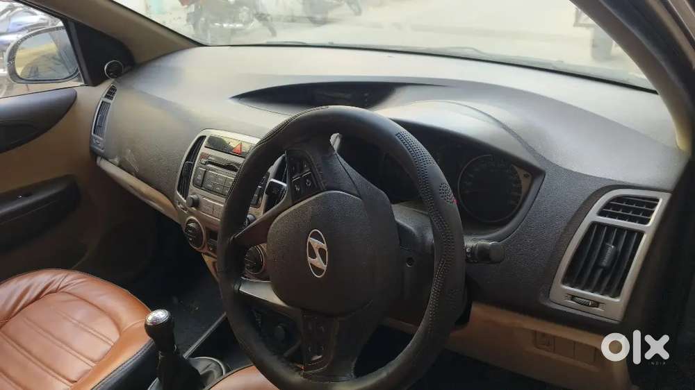 Hyundai I20 2014 Petrol 76259 Km Driven