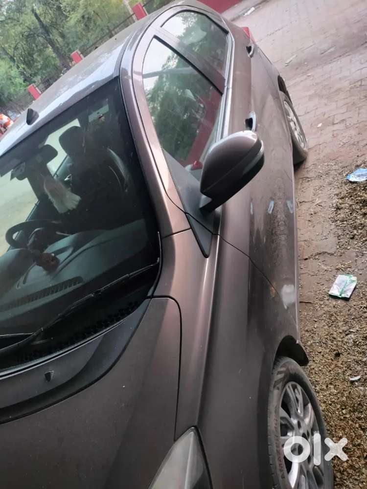 Tata Tiago 2017 Petrol