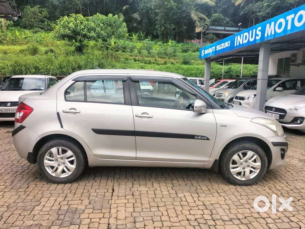 Maruti Suzuki Dzire Ags Zdi Plus, 2013, Diesel