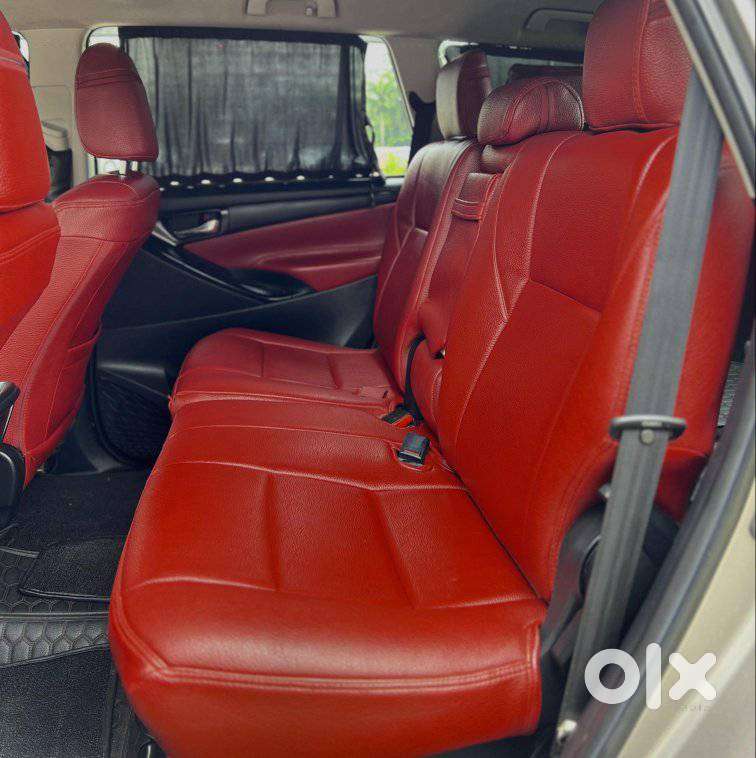 Toyota Innova Crysta