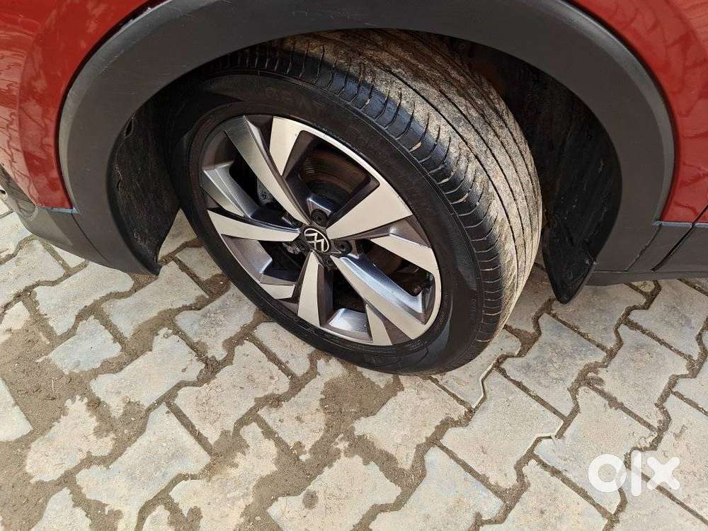 Volkswagen Taigun 1.0 Tsi Topline, 2024, Petrol