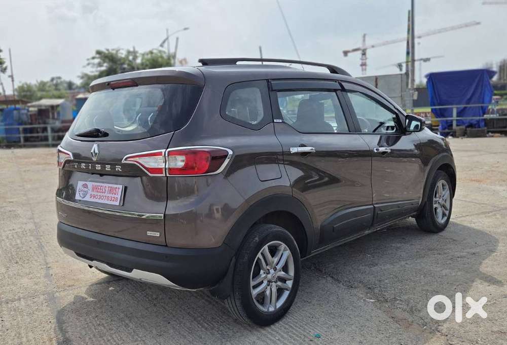 Renault Triber Rxz, 2021, Petrol