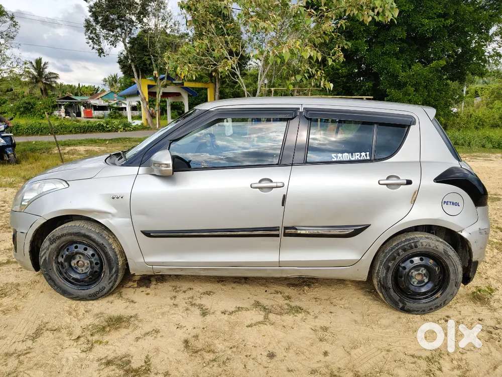 Maruti Suzuki Swift Vxi 2012 Petrol