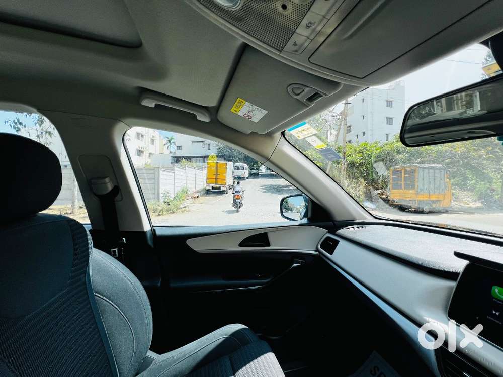 Xuv700 Ax5dsl At 5seater 4yrs