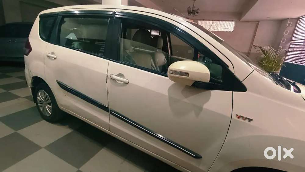 Maruti Suzuki Ertiga 2014 Petrol 204000 Km Driven/ Cng
