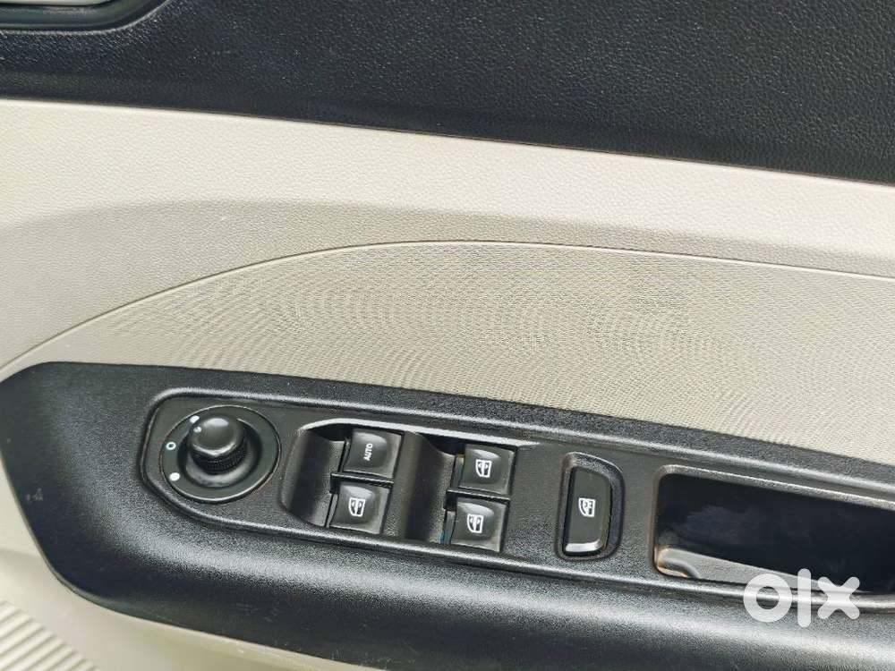 Renault Triber Rxz Easy-r Amt, 2022, Petrol