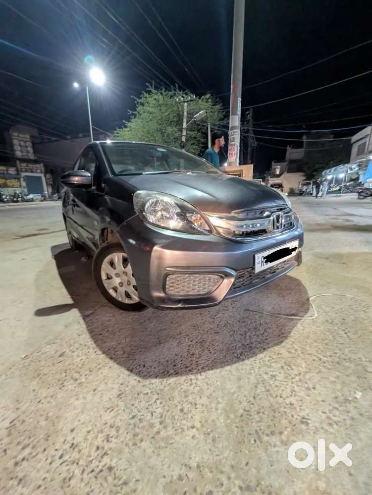 Honda Amaze 2nd Gen 2017 Petrol Good Condition