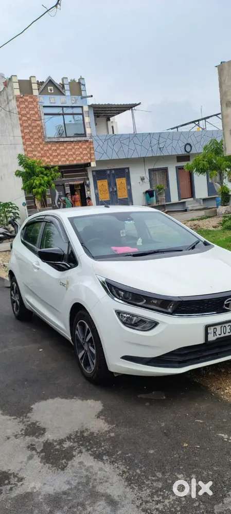 Tata Altroz Petrol Manual 2021 50000 Km Driven