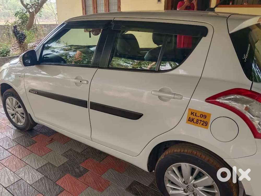 Maruti Suzuki Swift 2016 Petrol 185000 Km Driven