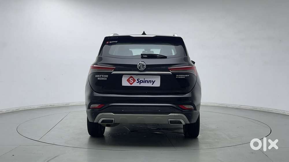 Mg Hector Plus 1.5 Sharp Turbo Cvt 6 Str, 2022, Petrol