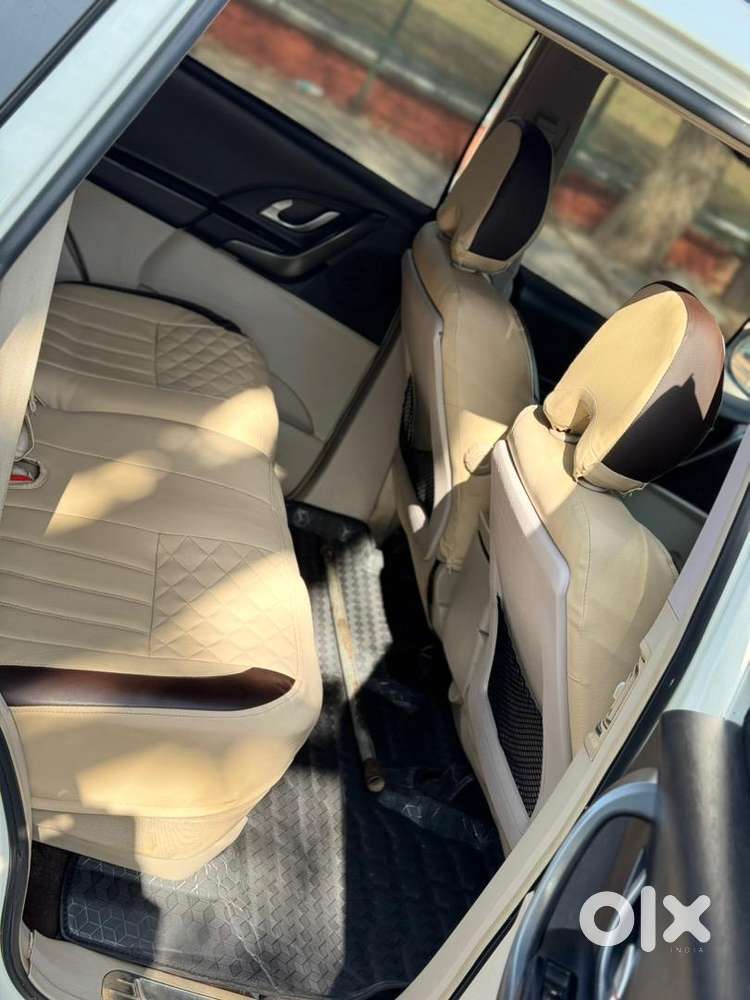 Mahindra Xuv500 2017