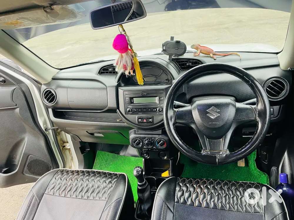 Fully Brand New Condition Cng Top Model Car Under Emi.