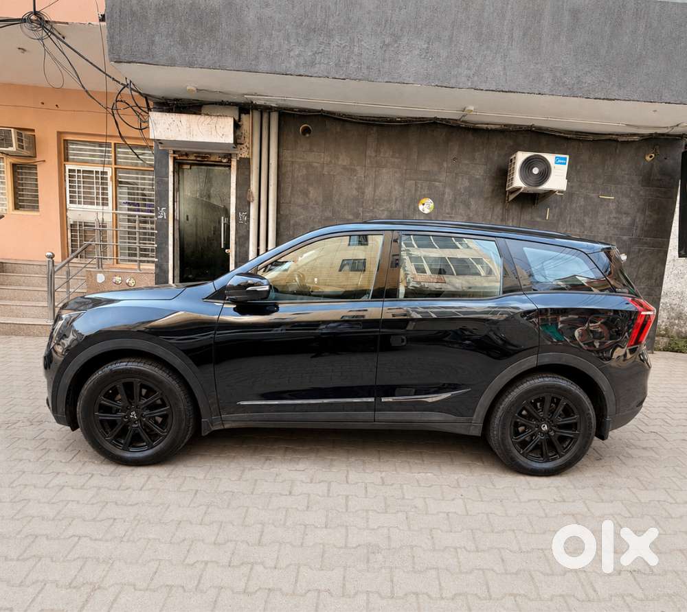 2026 Mahindra Xuv700 Ax7 At Luxury | Petrol | 14,200 Km | 2024 Make