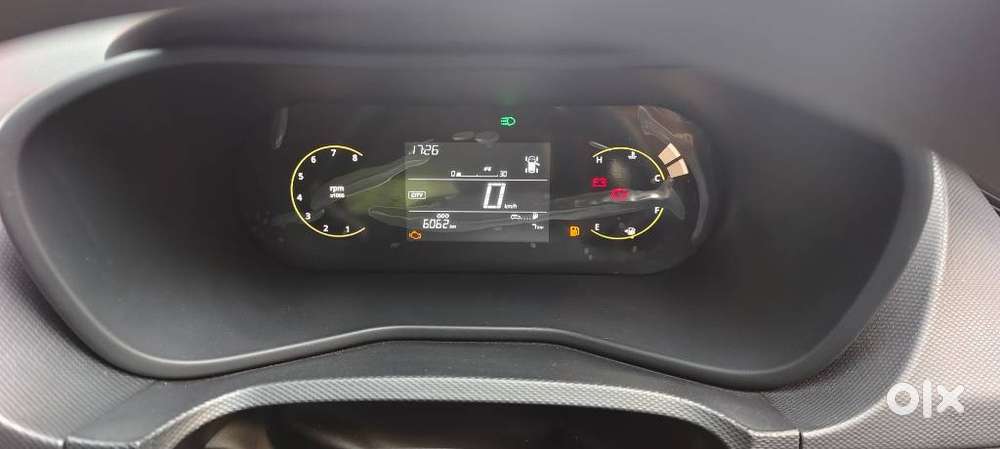 Tata Curvv Pure Plus S 1.2 Revotron Petrol 6mt, 2025, Petrol